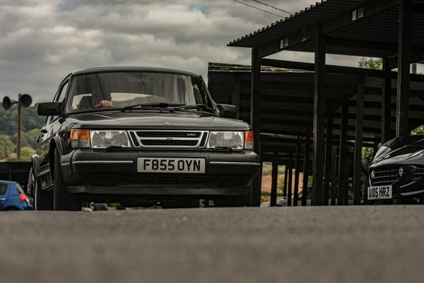 Le système ESP pour les motos : ce que vous devez savoir